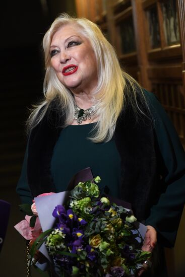 Moscow Chekhov art theater company gathering