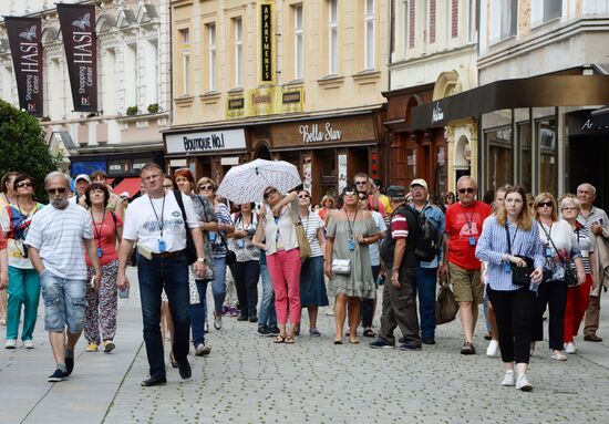 Cities of the world. Karlovy Vary and Marianske Lazne