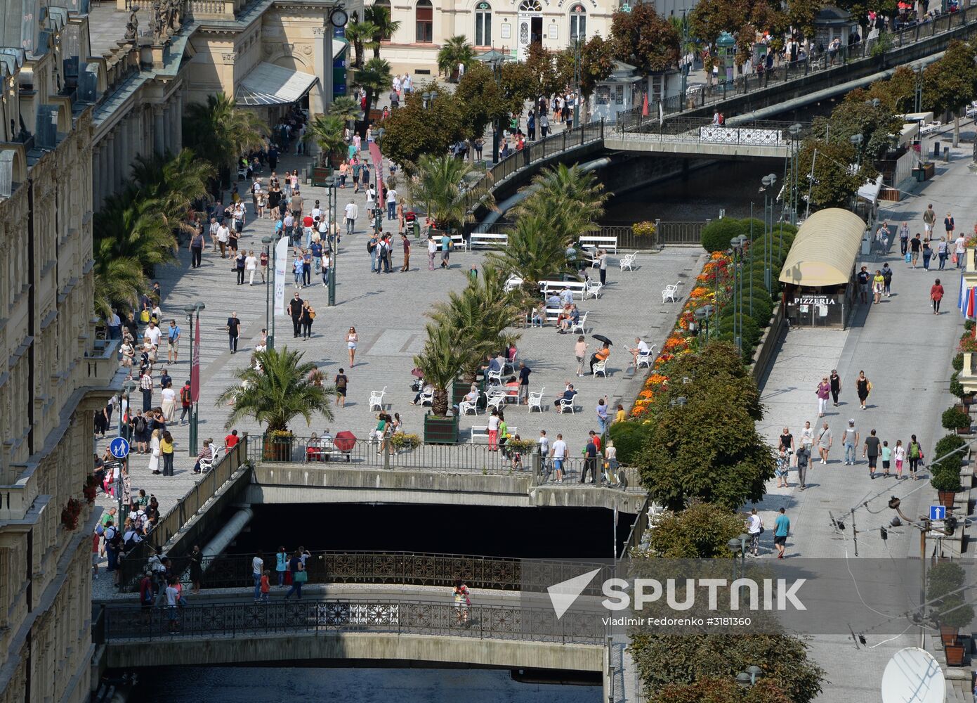 Cities of the world. Karlovy Vary and Marianske Lazne