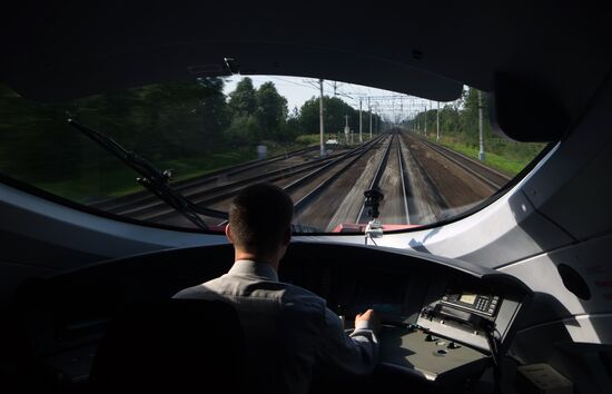 Uniform catering system for Sapsan high-speed trains