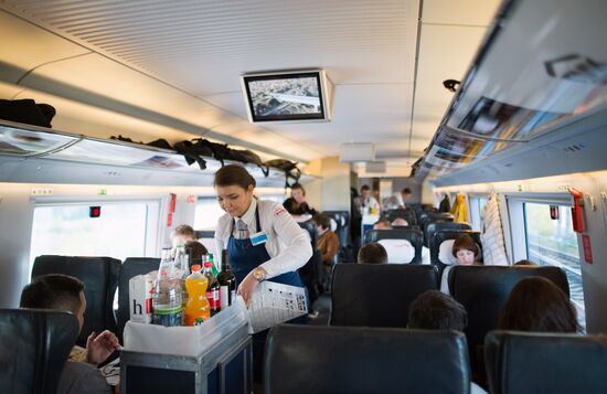 Uniform catering system for Sapsan high-speed trains