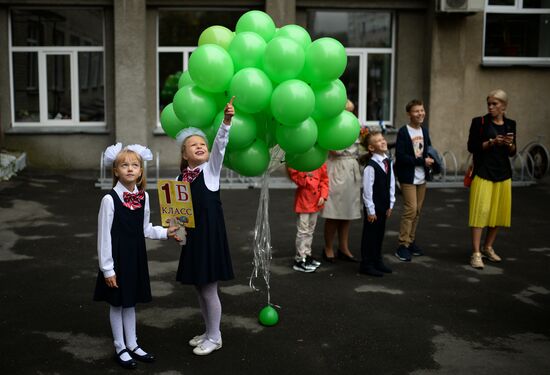 New school year starts in Russia