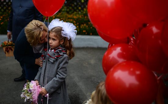 New school year starts in Russia