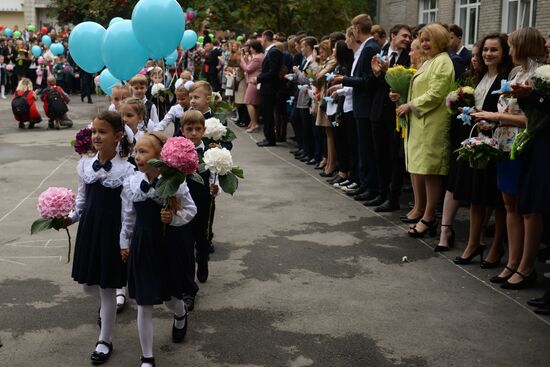 New school year starts in Russia