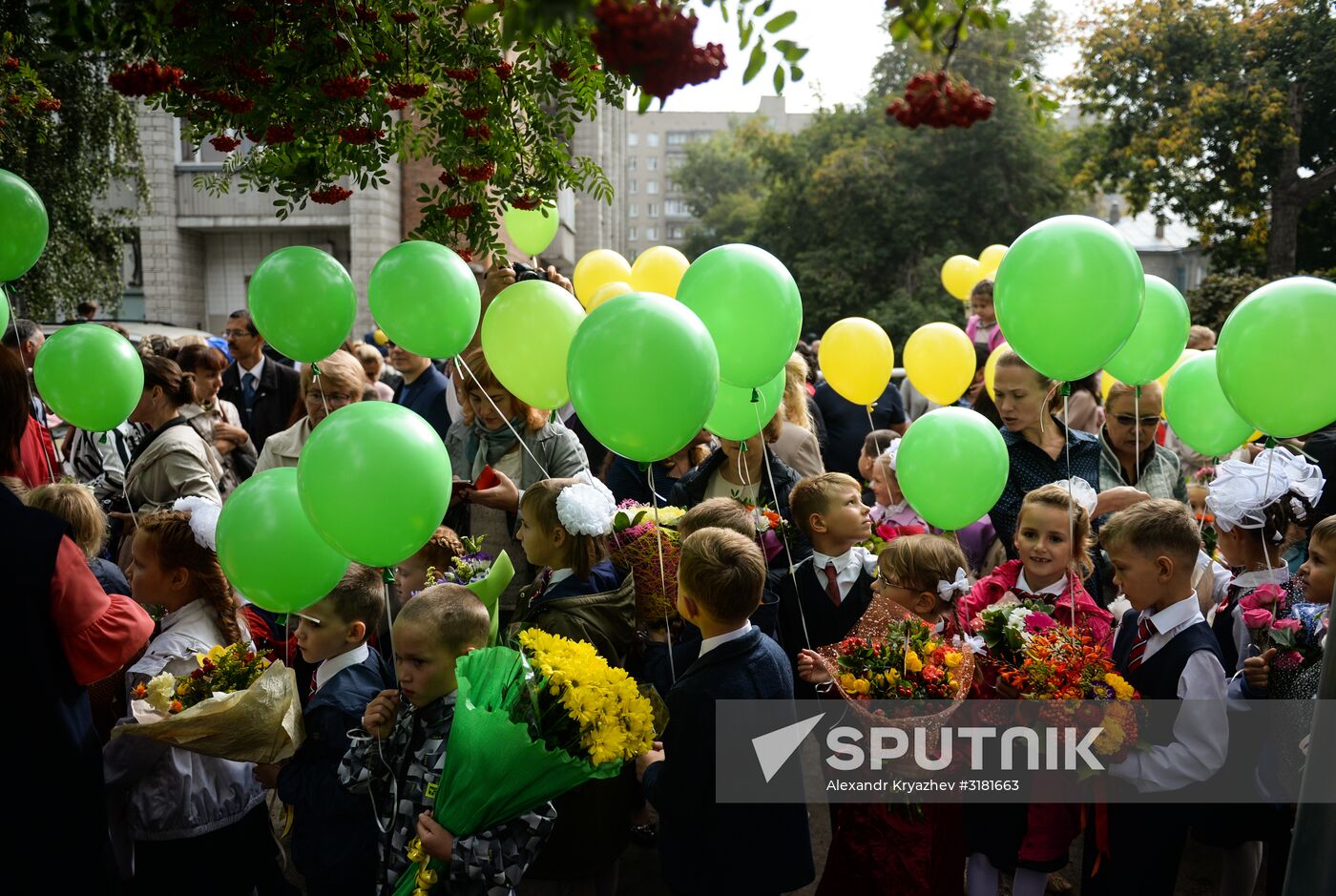 New school year starts in Russia