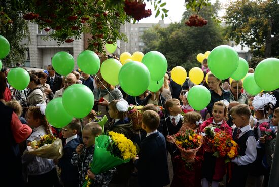 New school year starts in Russia