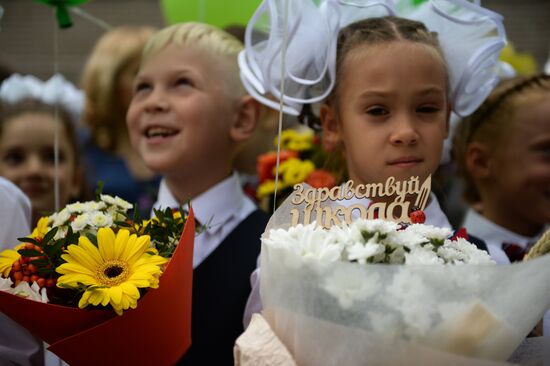 New school year starts in Russia