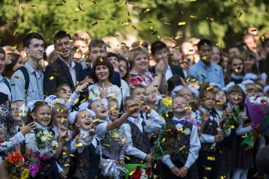 New school year starts in Russia