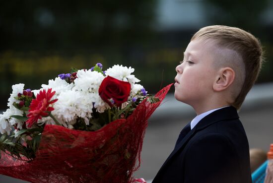 New school year starts in Russia