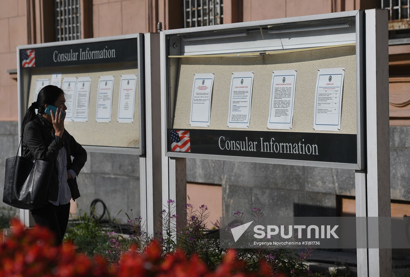 US Embassy in Moscow resumes issuing visas