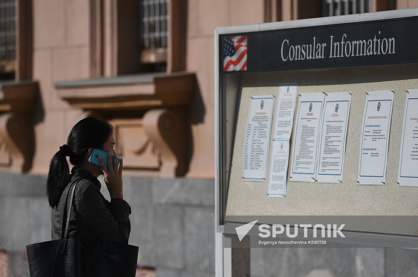 US Embassy in Moscow resumes issuing visas