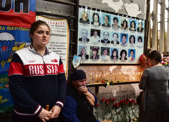 Memorial events in Beslan
