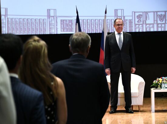 Russian Foreign Minister Sergei Lavrov meets with MGIMO students and academic staff