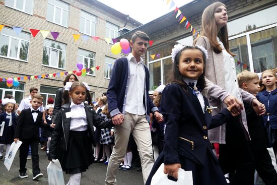 School year starts in Donetsk People's Republic