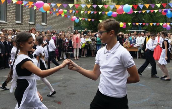 School year starts in Donetsk People's Republic