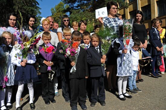 New school year starts in Russia
