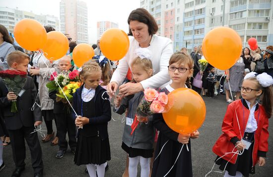 New school year starts in Russia
