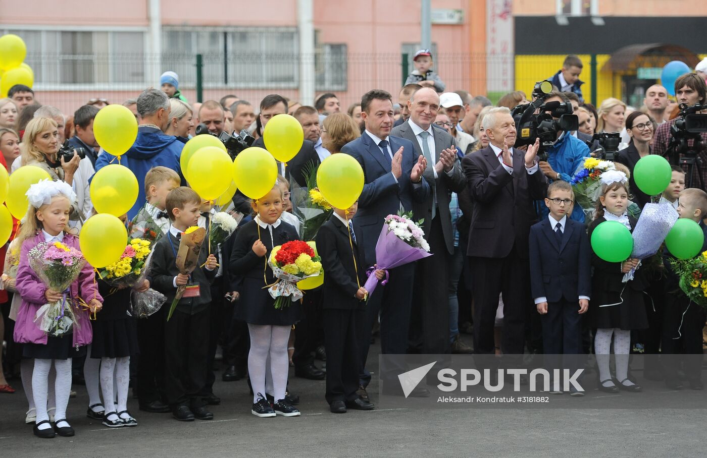 New school year starts in Russia