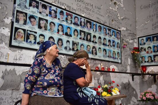 Memorial events in Beslan