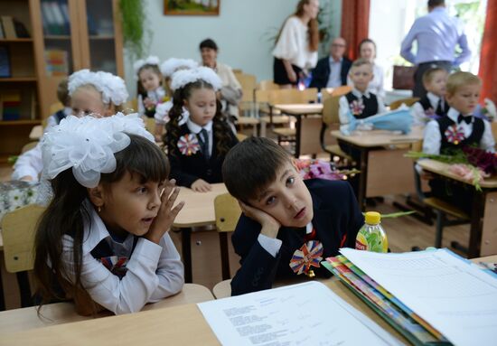 New school year starts in Russia