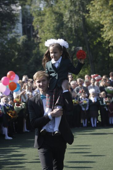 New school year starts in Russia