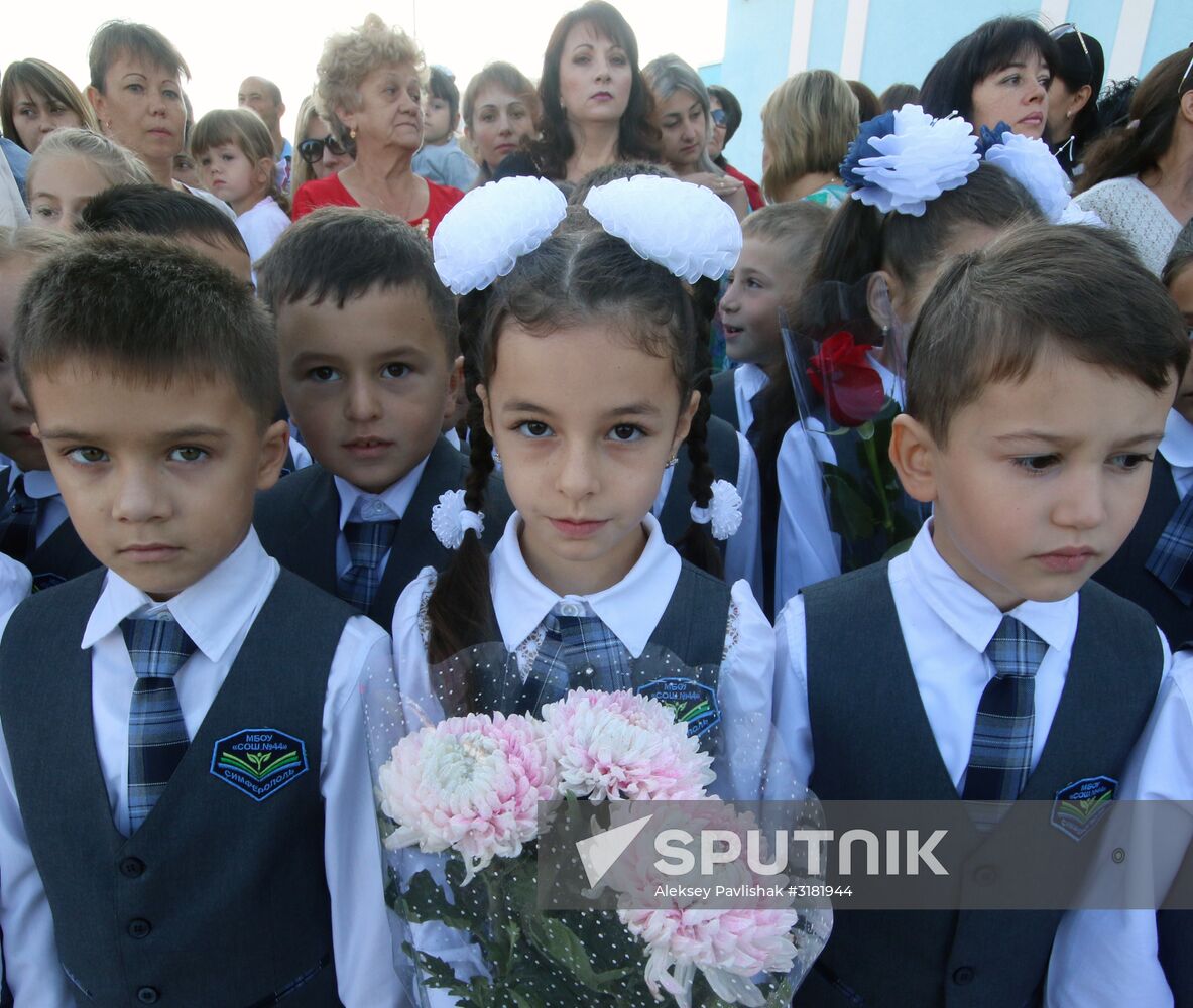 New school year starts in Russia