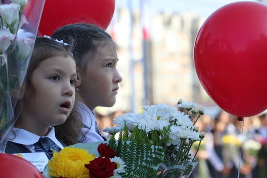 New school year starts in Russia
