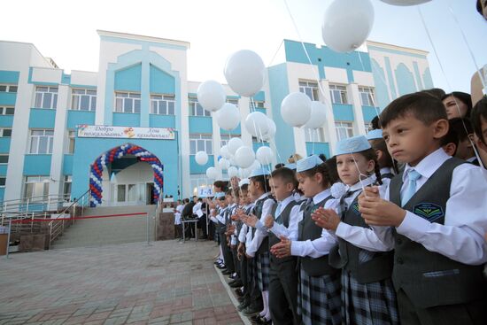 New school year starts in Russia