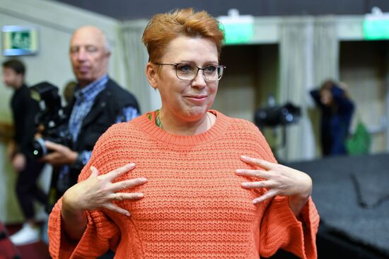 Meeting of Satirikon Theater company