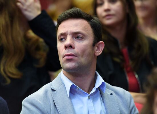 Meeting of Satirikon Theater company