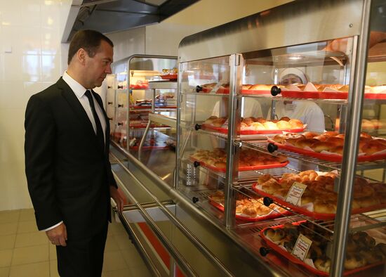 Prime Minister Dmitry Medvedev visits school in Podolsk on September 1