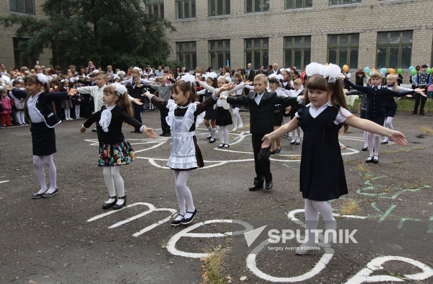 School year starts in Donetsk People's Republic
