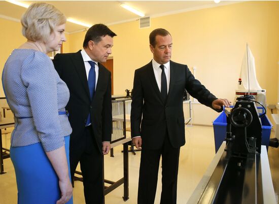 Prime Minister Dmitry Medvedev visits school in Podolsk on September 1