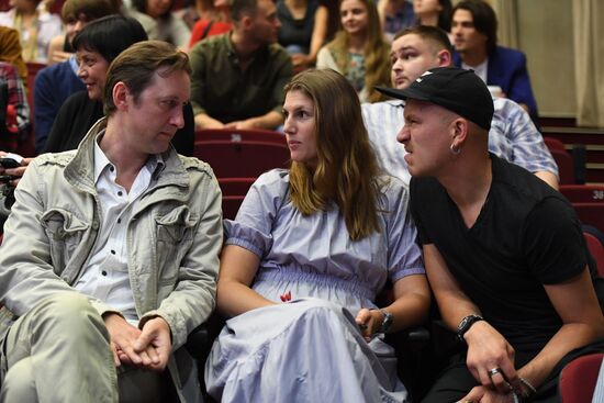 Meeting of Satirikon Theater company