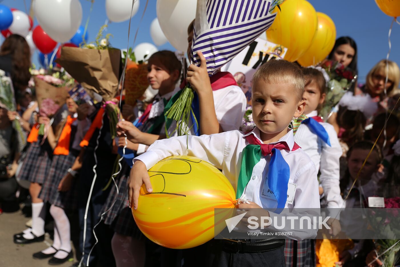 New school year starts in Russia