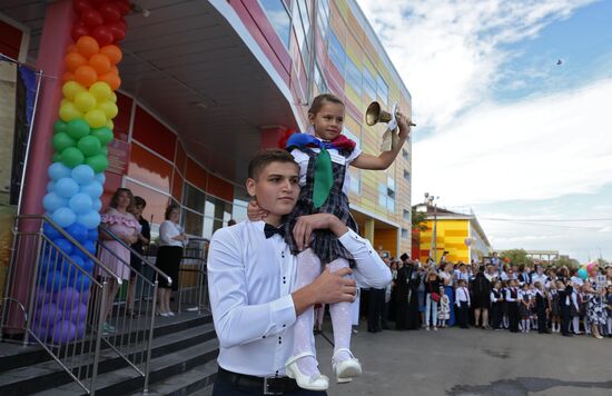 New school year starts in Russia
