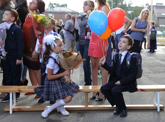 New school year starts in Russia