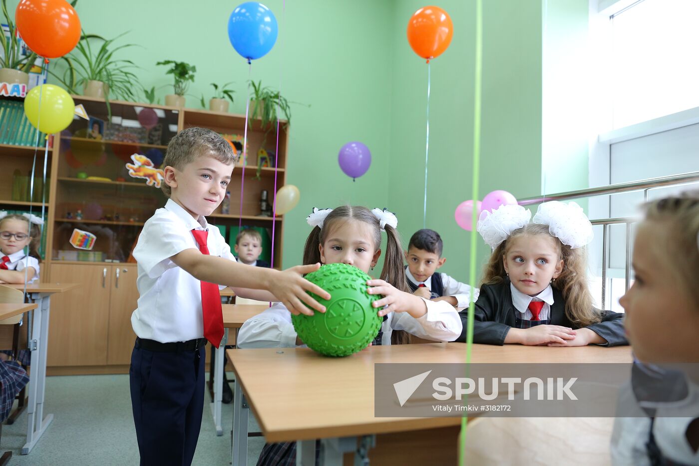 New school year starts in Russia