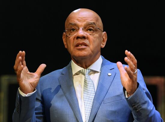 Meeting of Satirikon Theater company