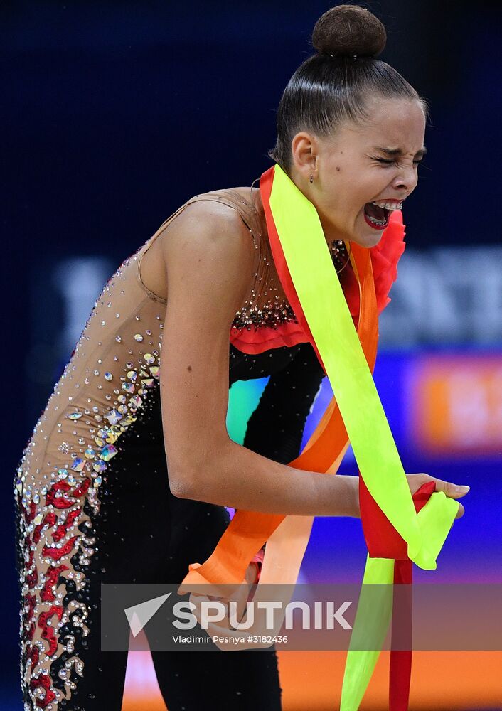 Rhythmic gymnastics. World championships. Day three