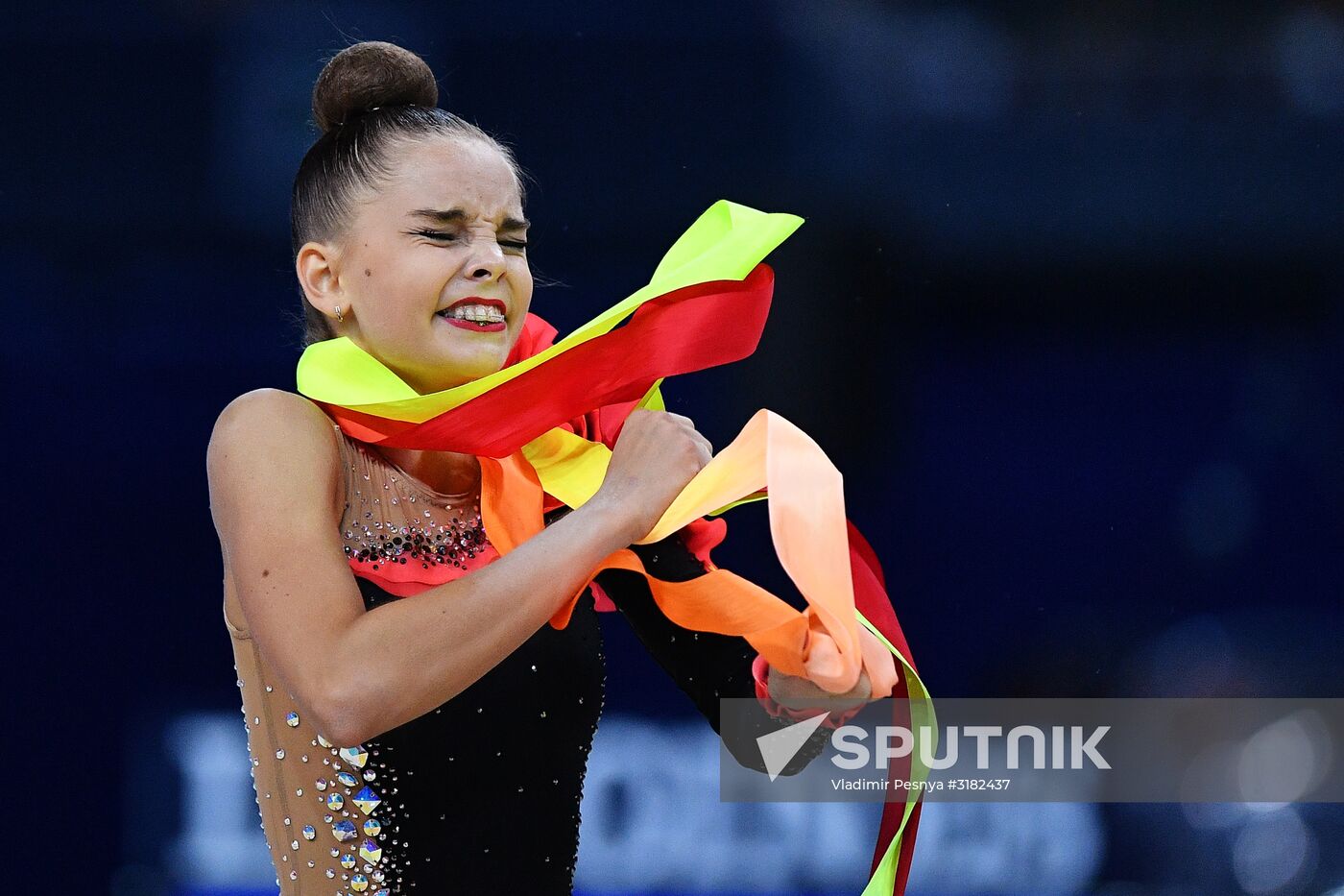 Rhythmic gymnastics. World championships. Day three