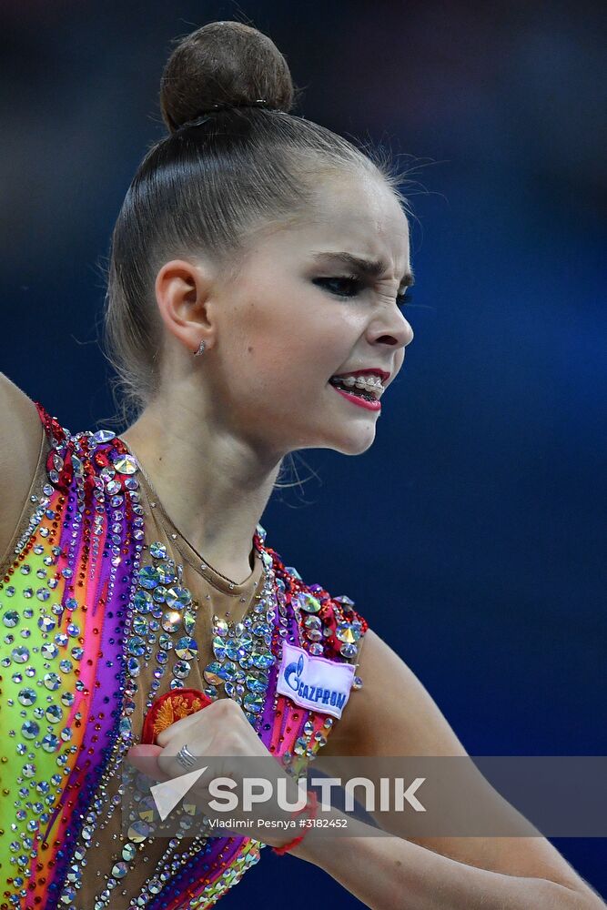 Rhythmic gymnastics. World championships. Day three