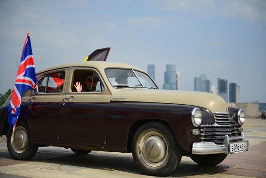 Parade of Pobeda cars