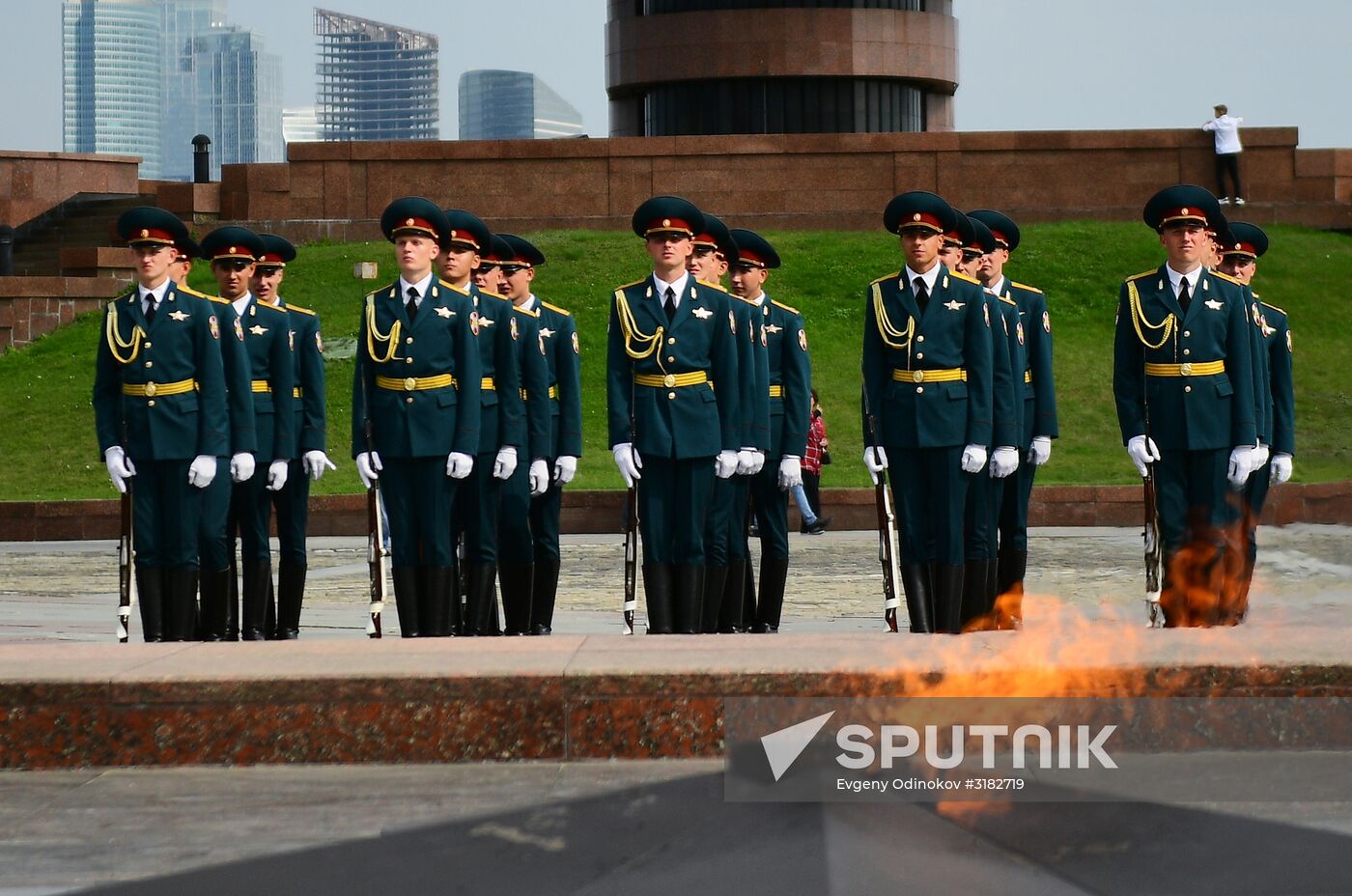 Parade of Pobeda cars