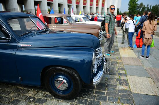 Parade of Pobeda cars