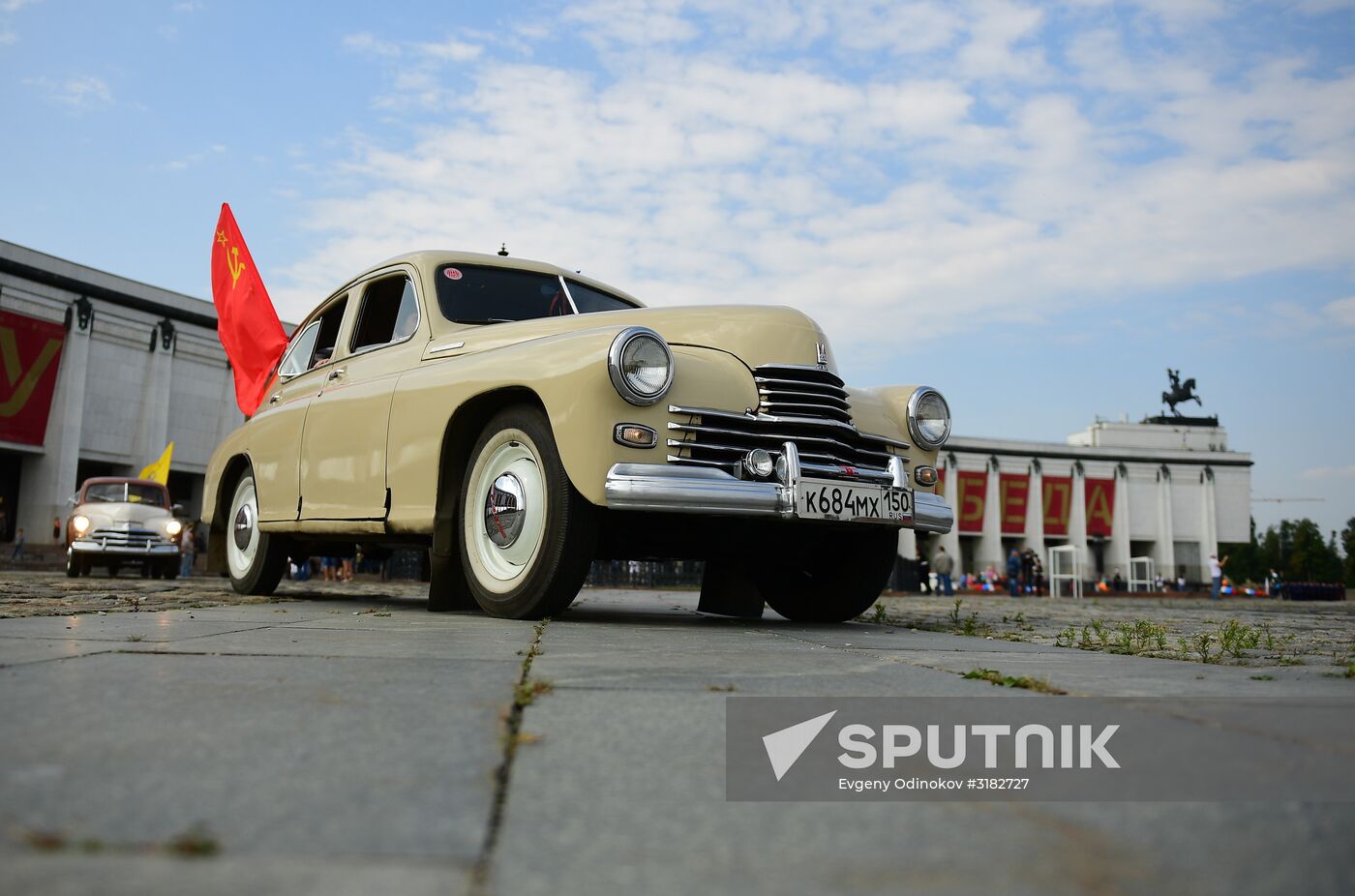 Parade of Pobeda cars