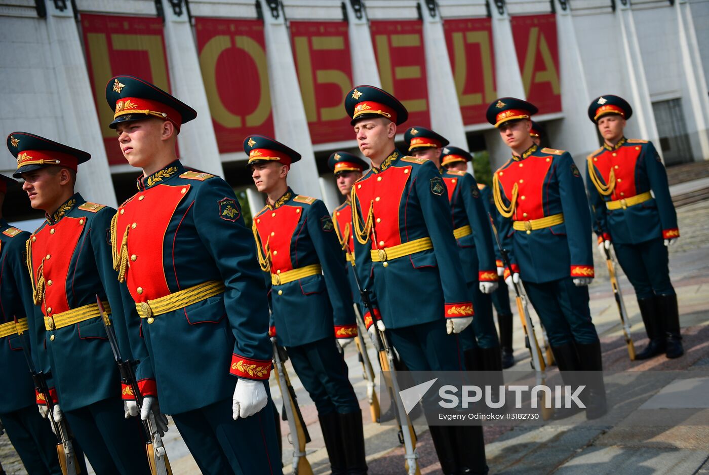 Parade of Pobeda cars