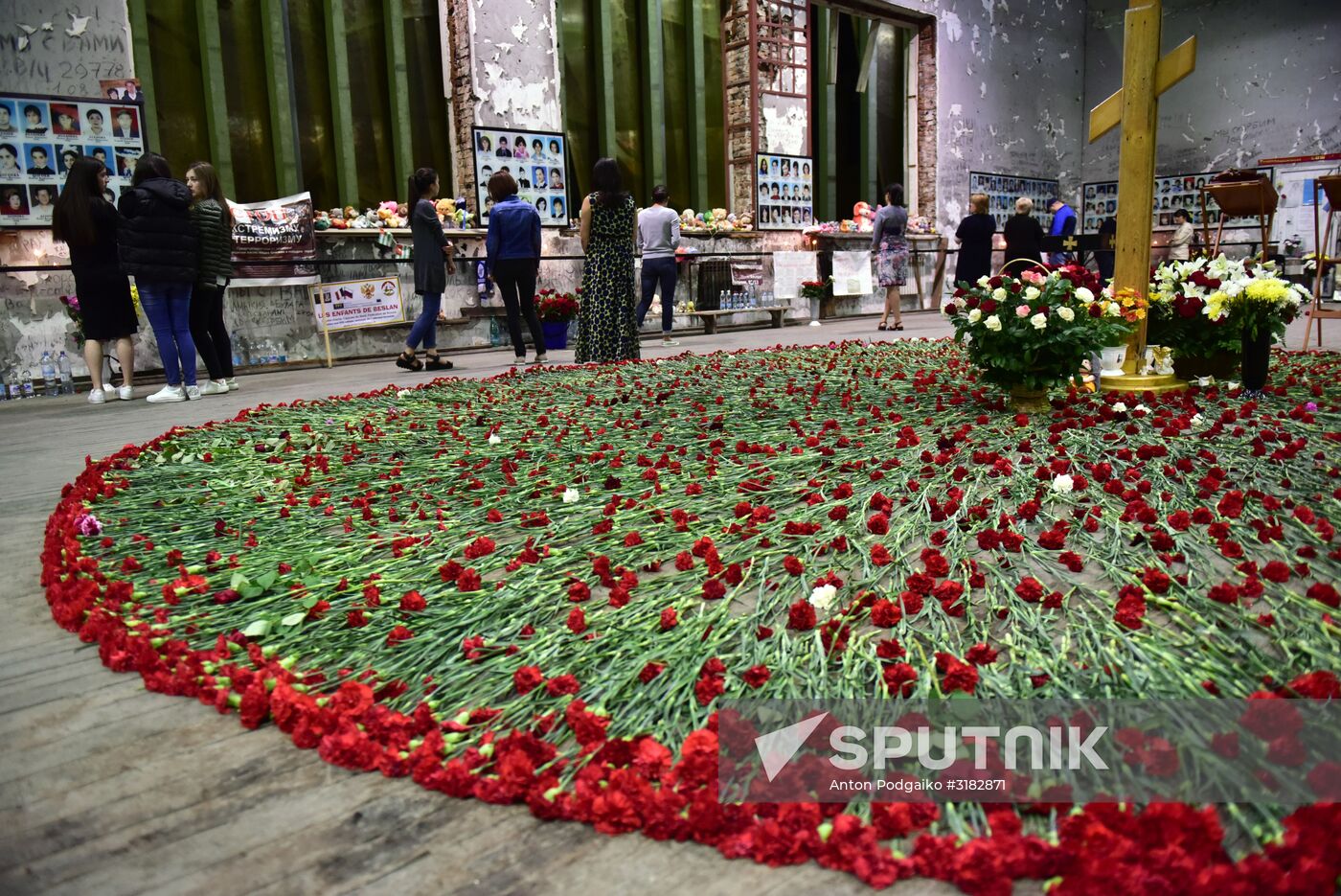 Mourning ceremonies in Beslan