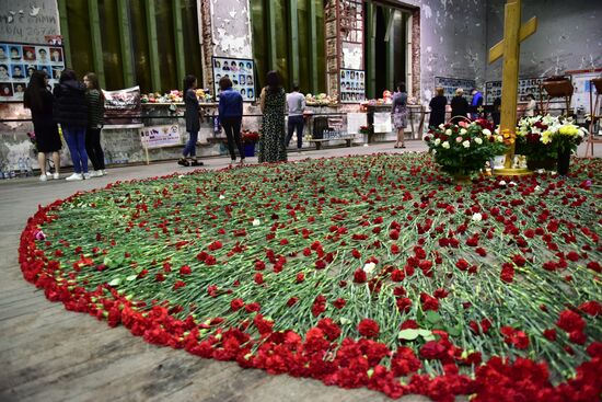Mourning ceremonies in Beslan