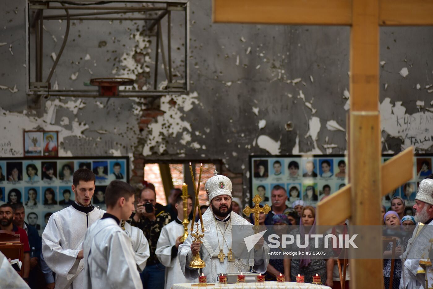 Mourning ceremonies in Beslan